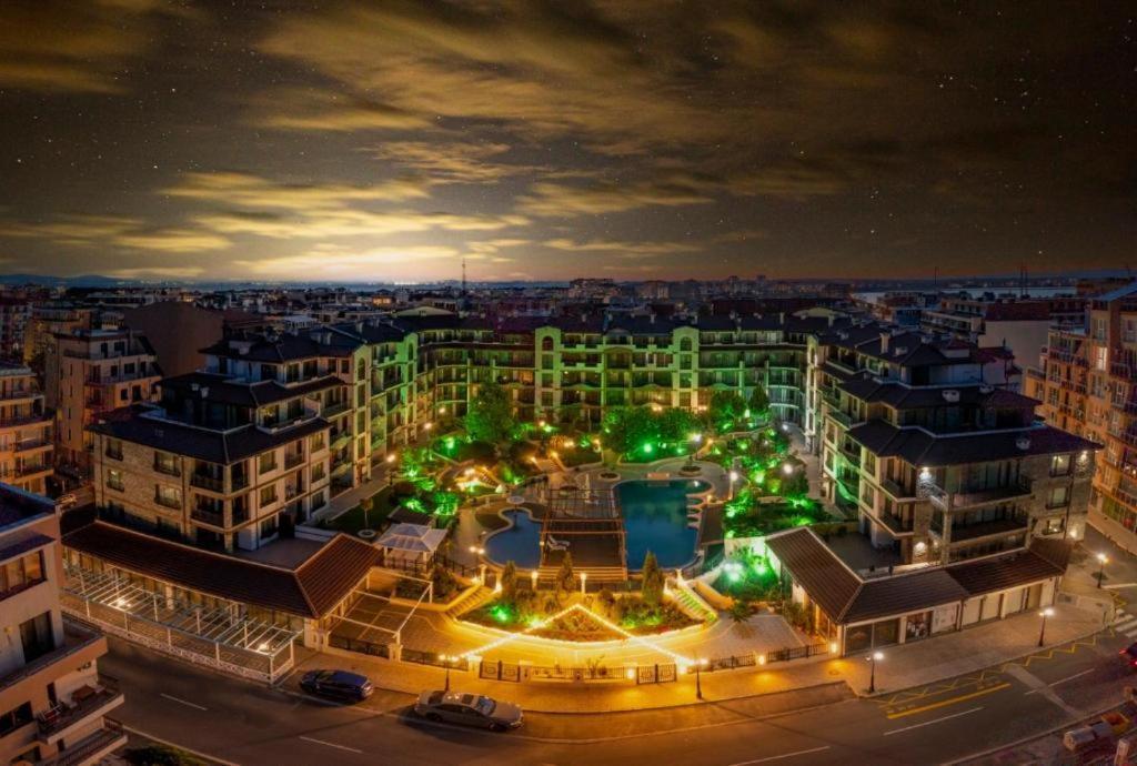 Boutique Rose Gardens Pomorie Aparthotel Exterior foto
