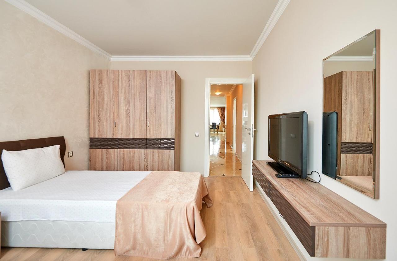Boutique Rose Gardens Pomorie Aparthotel Exterior foto
