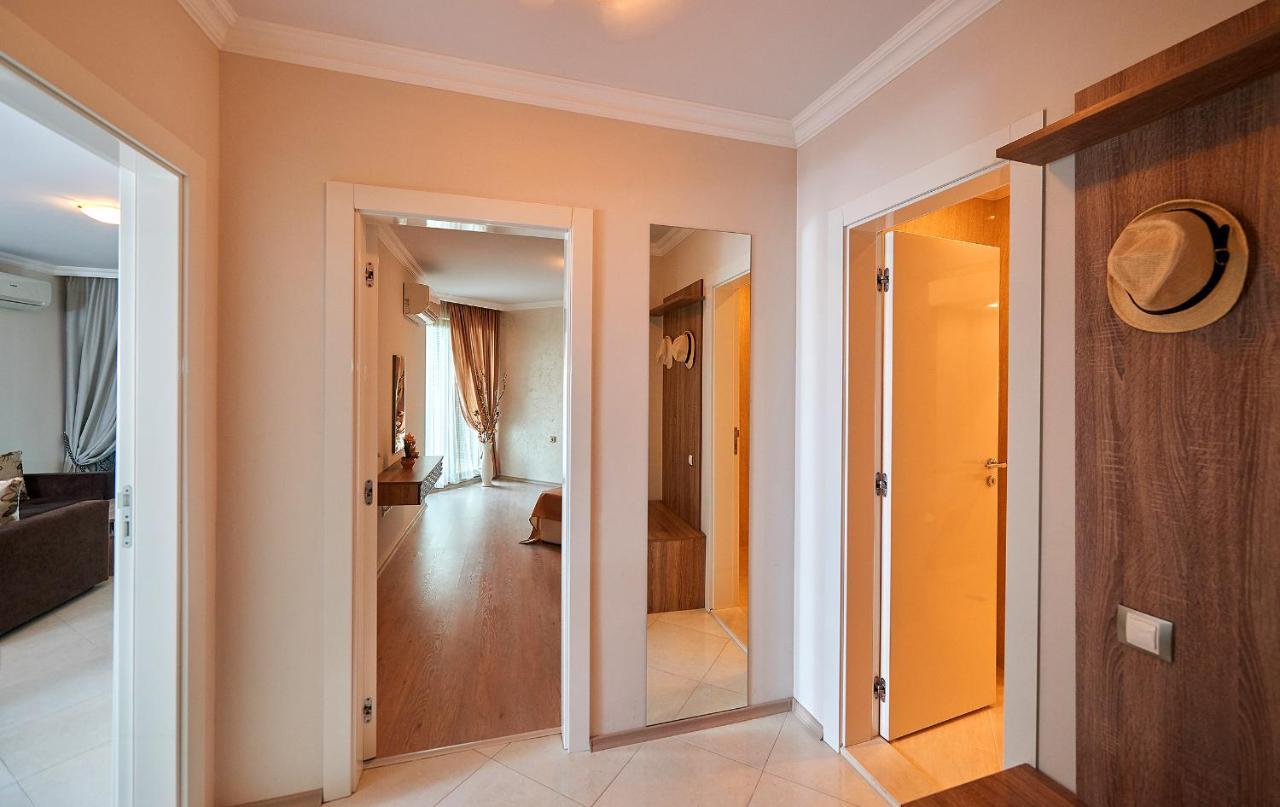 Boutique Rose Gardens Pomorie Aparthotel Exterior foto