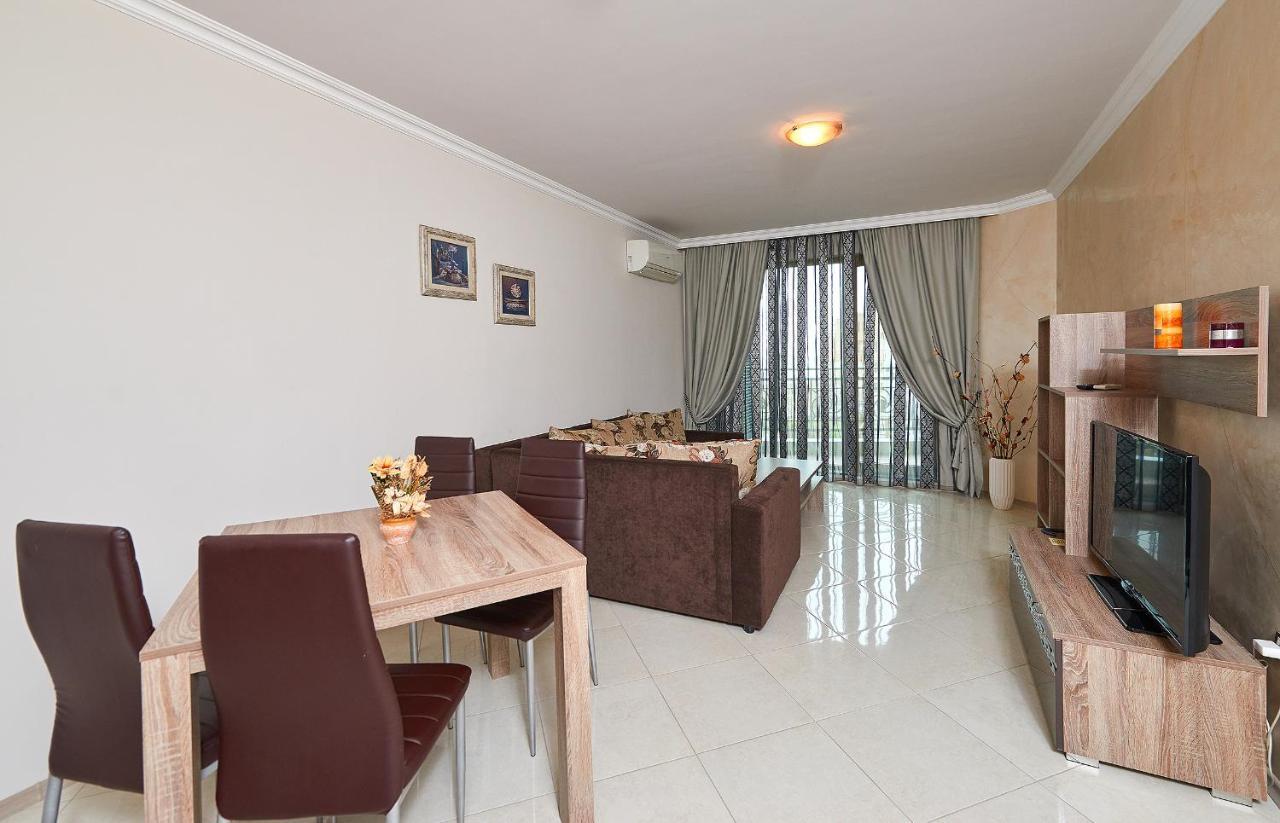 Boutique Rose Gardens Pomorie Aparthotel Exterior foto