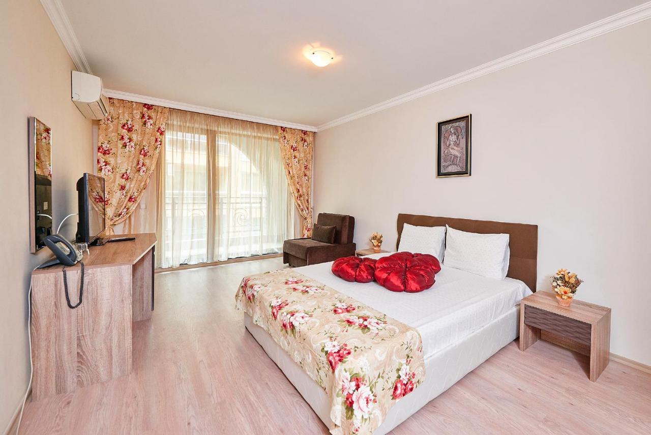 Boutique Rose Gardens Pomorie Aparthotel Exterior foto