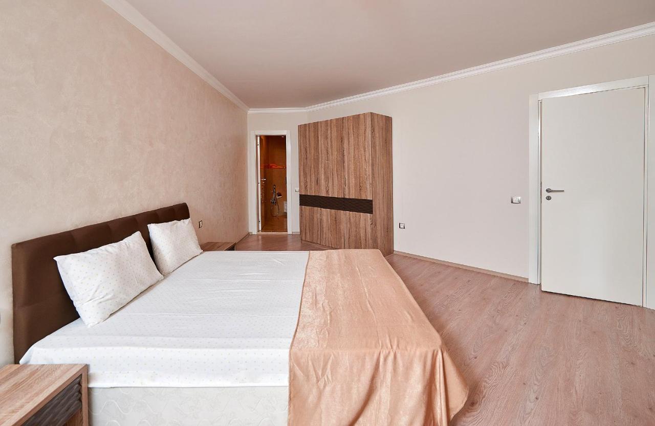 Boutique Rose Gardens Pomorie Aparthotel Exterior foto